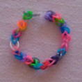 Pulsera simple de colores variados